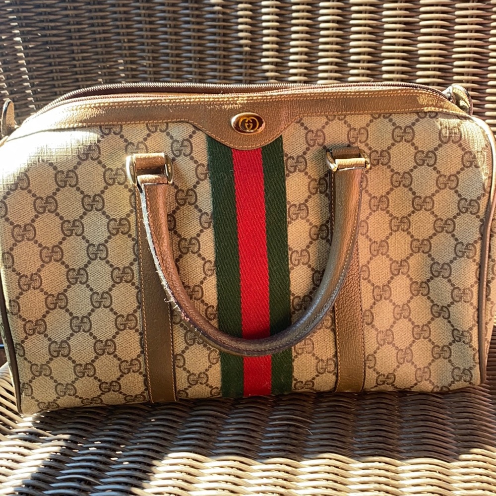 Classic Brown Gucci large bag slightly used